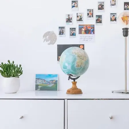 Apartament Charming Studio For 2 *